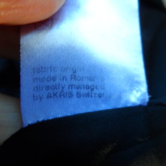 Akris Punto Black Sheath Dress w/Front Zipper Detail Size FR 36/US 4 - Picture 16 of 16